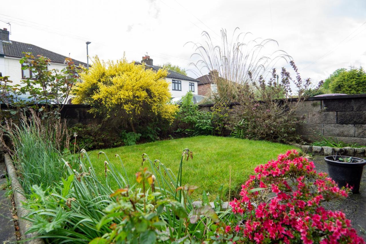 Strawberry Fields House - Air Host & Stay - 3 Bedroom Liverpool Esterno foto